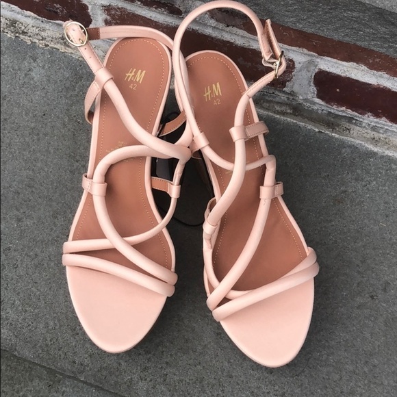 H&M platform - Picture 2 of 4